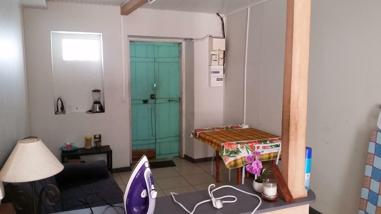 Chambre D'Hote A Saint-Pierre 外观 照片