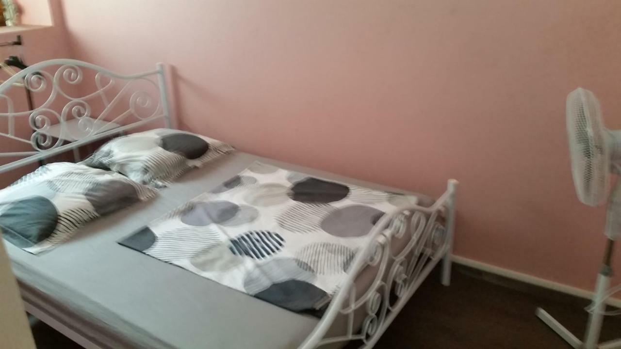 Chambre D'Hote A Saint-Pierre 外观 照片